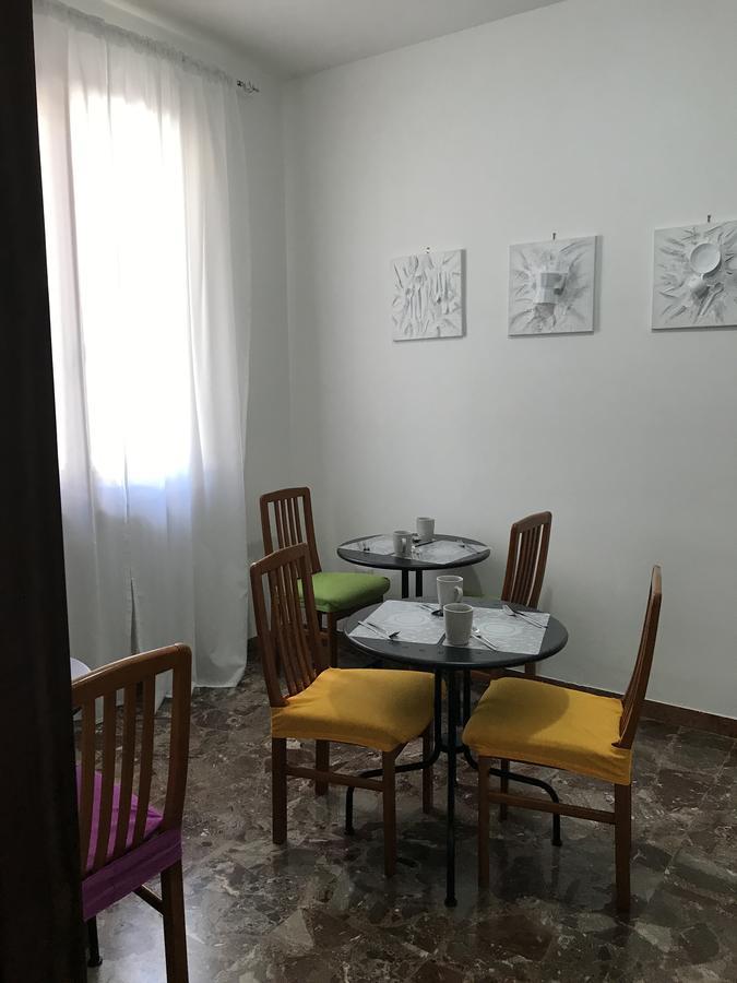 B&B Civico22 Civitanova Marche Esterno foto