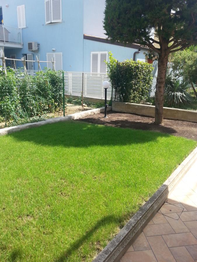 B&B Civico22 Civitanova Marche Esterno foto